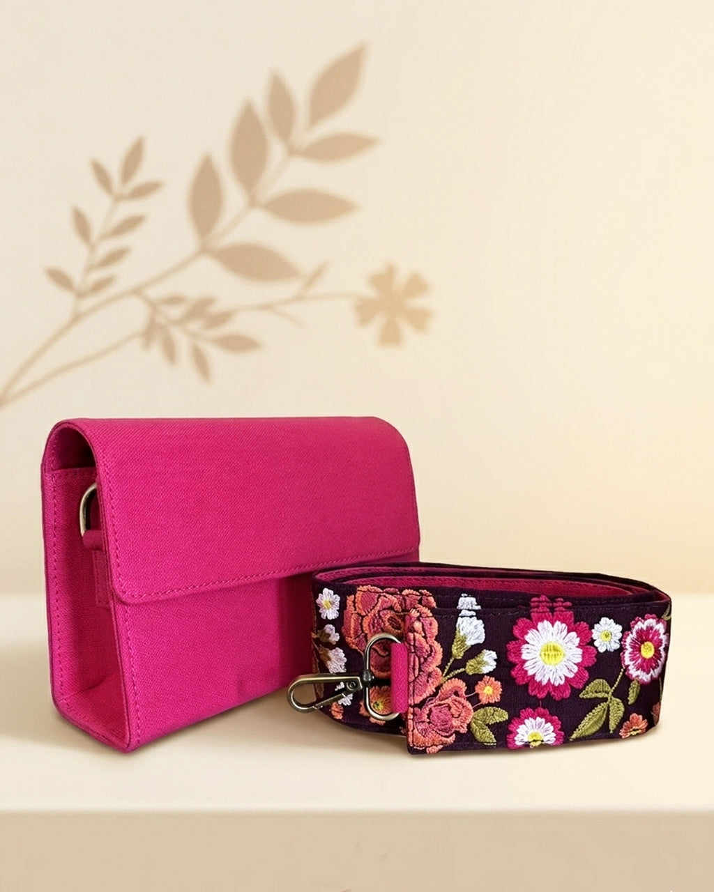 Gul Crossbody Bag